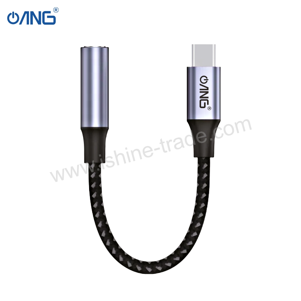 40B-ANG-BAC02-–-3.5MM-Aux-To-USB-C-–-Headphone-Jack-Adaptor.webp